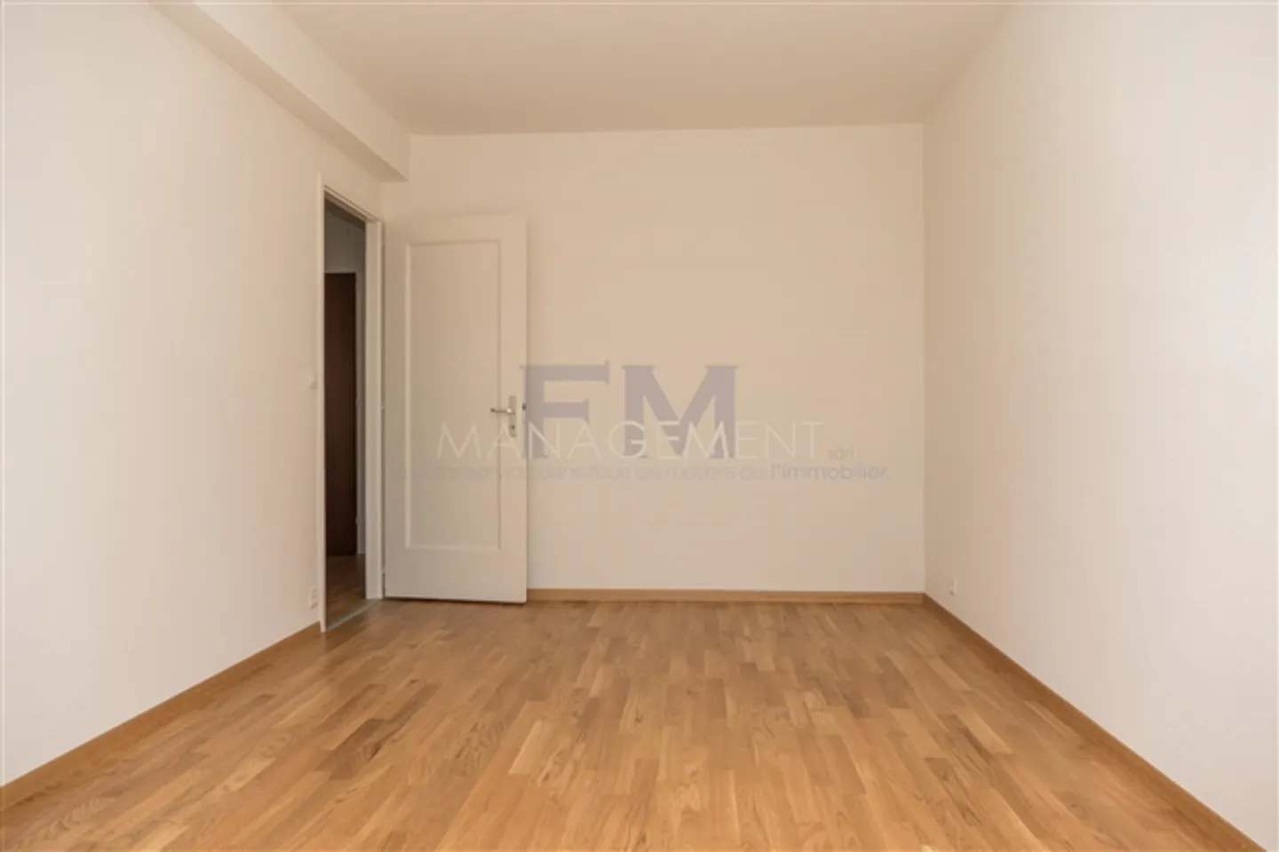 Meyrin, Avenue de Vaudagne appartement de 3 pièces, environ 46 m² au 6ème étage - Photo 3 sur 9