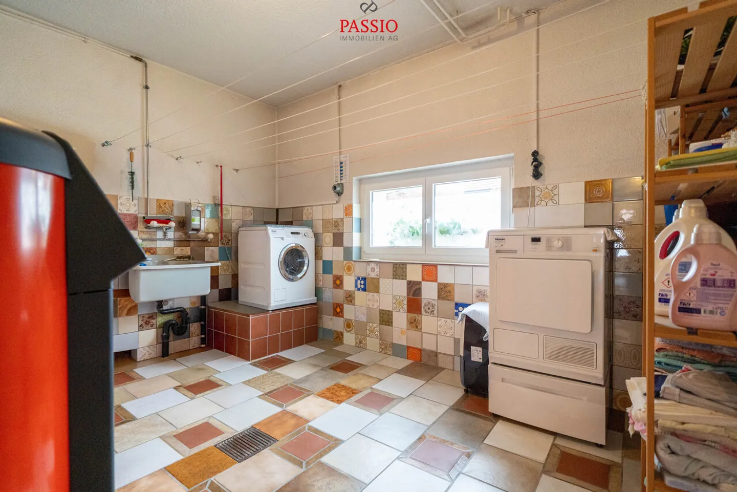 Casa di 11,5 stanze con annesso e potenziale di ampliamento - Foto 26 di 37