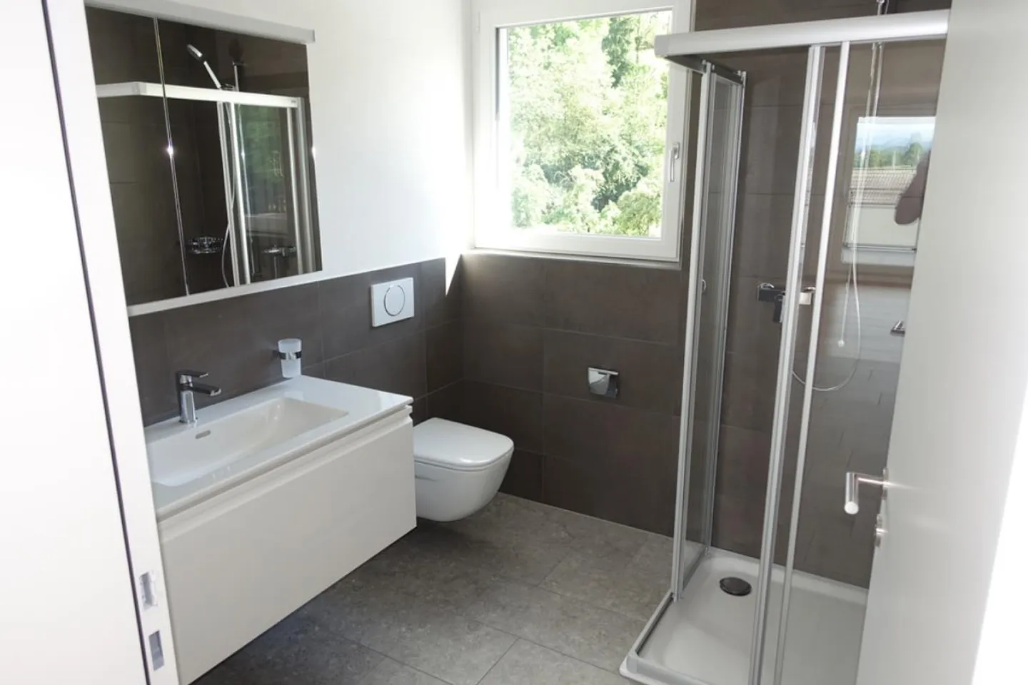 Vue panoramique merveilleuse et ensoleillement optimal ! - Photo 8 sur 9