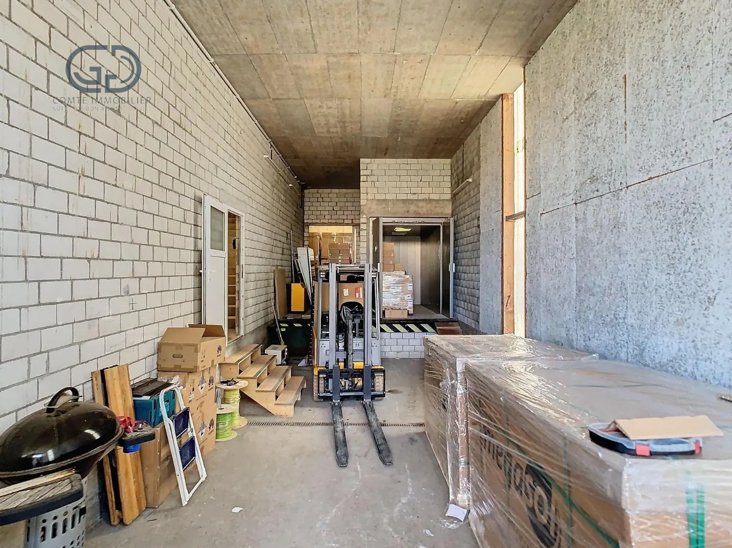 Office 5 rooms - Photo 6 of 11