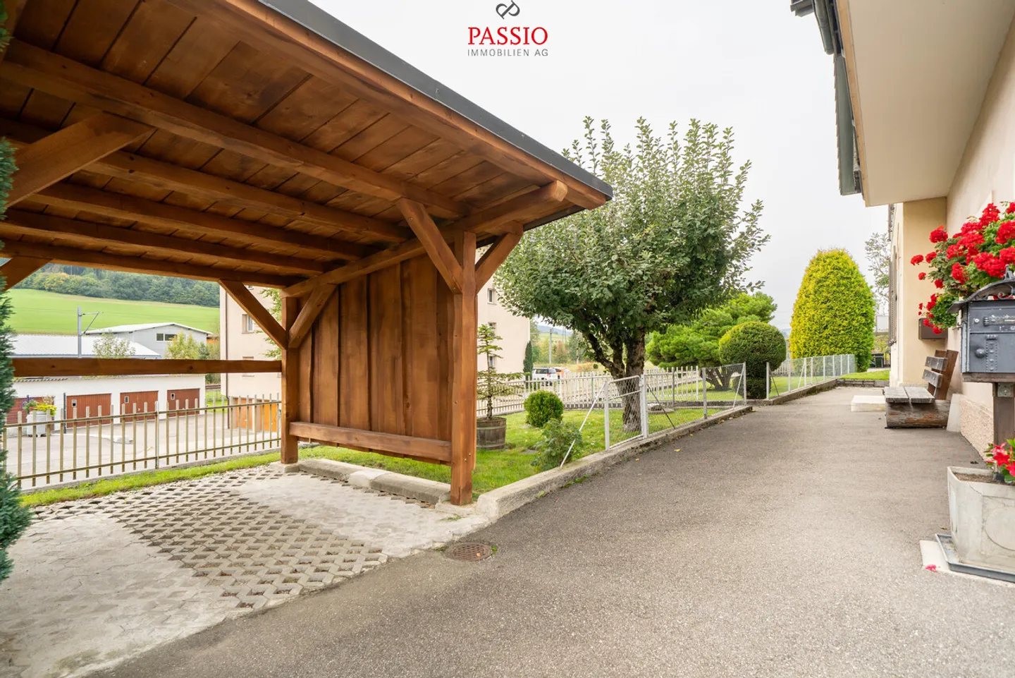 Casa di 11,5 stanze con annesso e potenziale di ampliamento - Foto 32 di 37