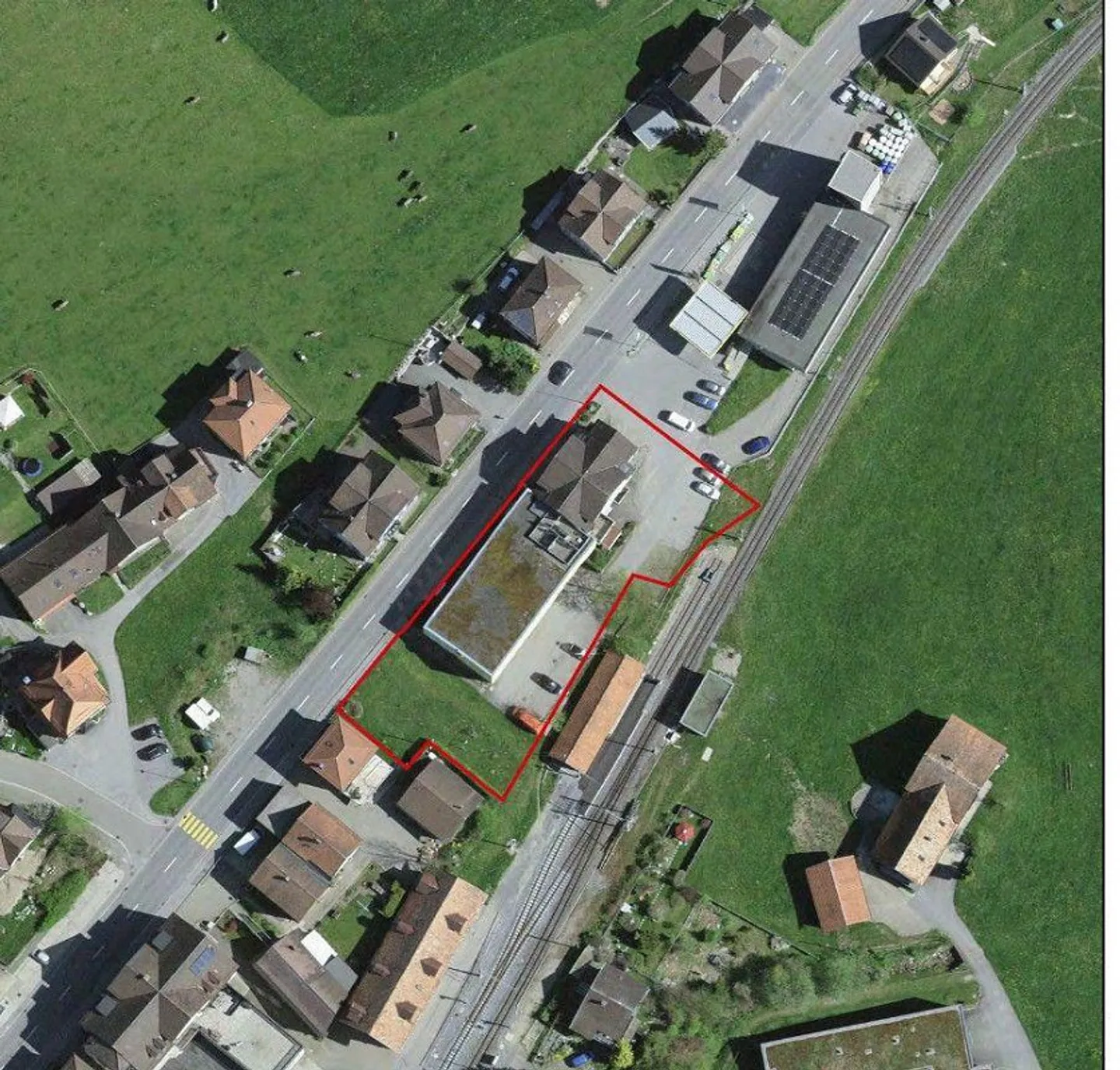 Edificio residenziale e commerciale - Foto 6 di 13