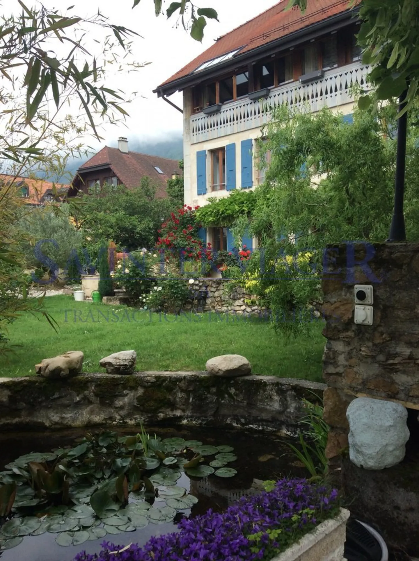 Fontaines-sur-Grandson, Magnificent Village House - Term Sale - Photo 5 of 13