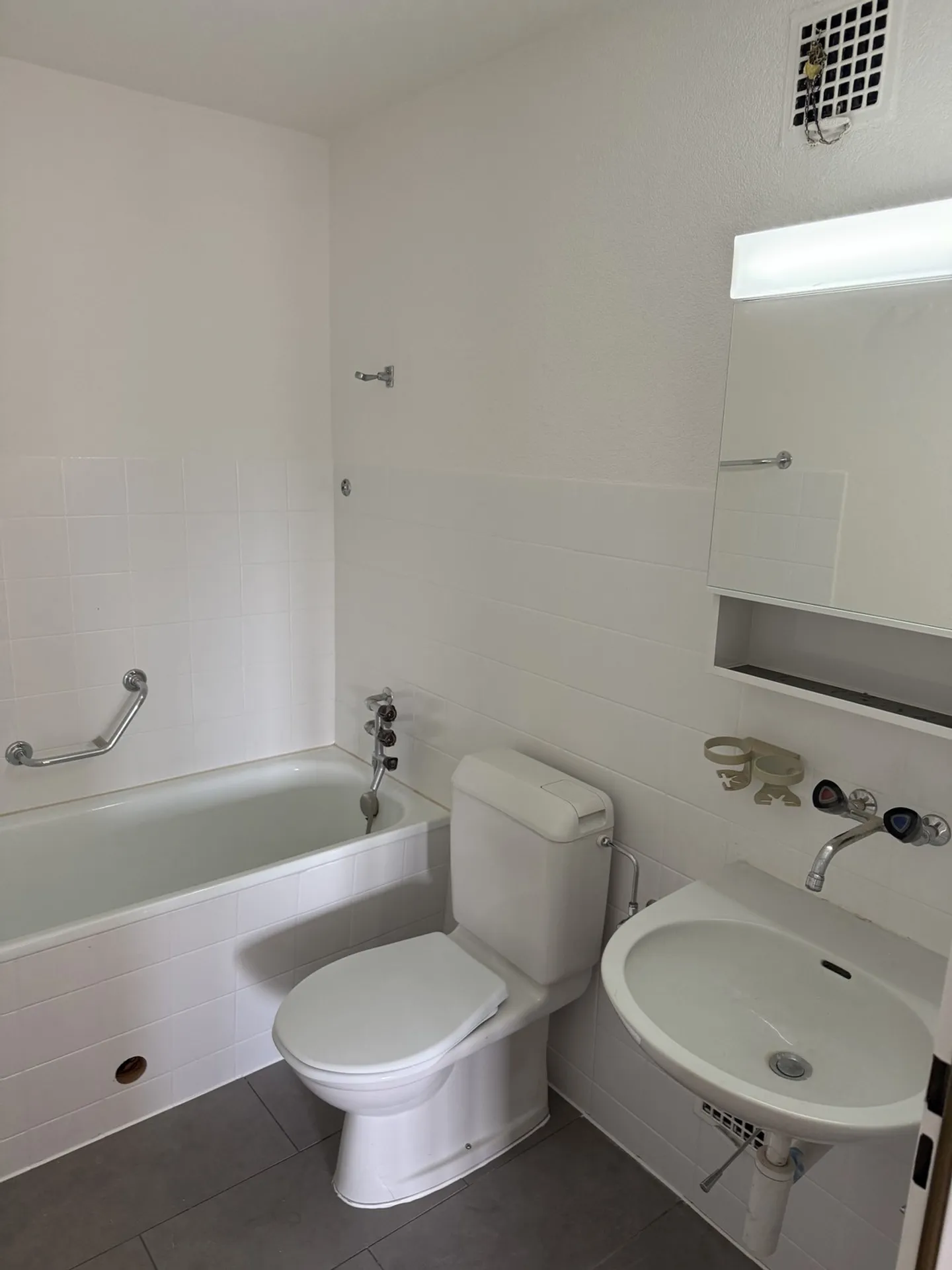 Charmante appartement 3 pièces à Laupen - Photo 7 sur 7