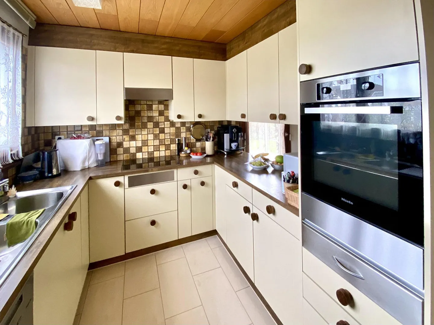 Attractive 9 1/2-room house with 2 apartments and building land (investment property) - Photo 13 of 21