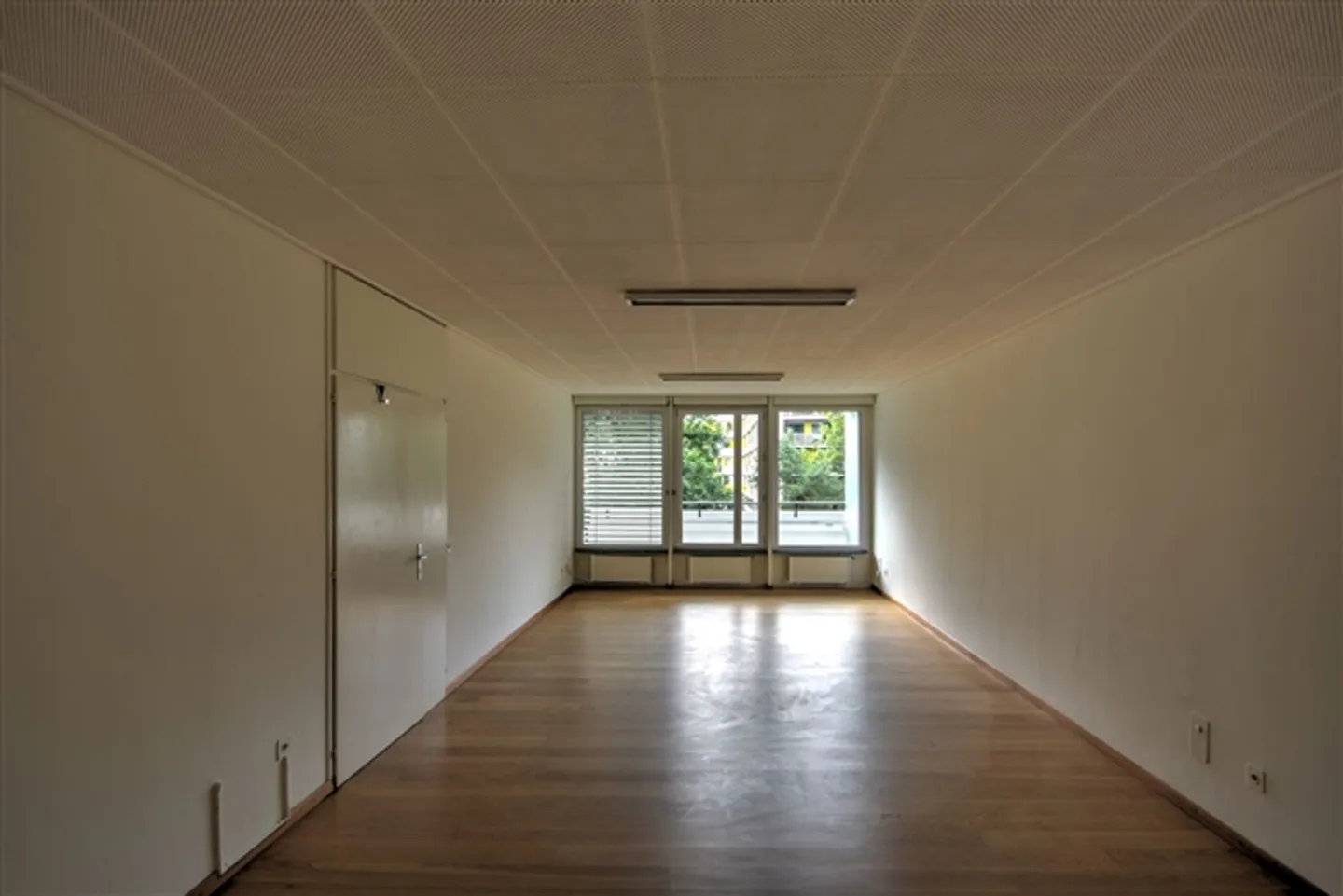 430 m² of offices near the United Nations - 2nd floor - Photo 2 of 6