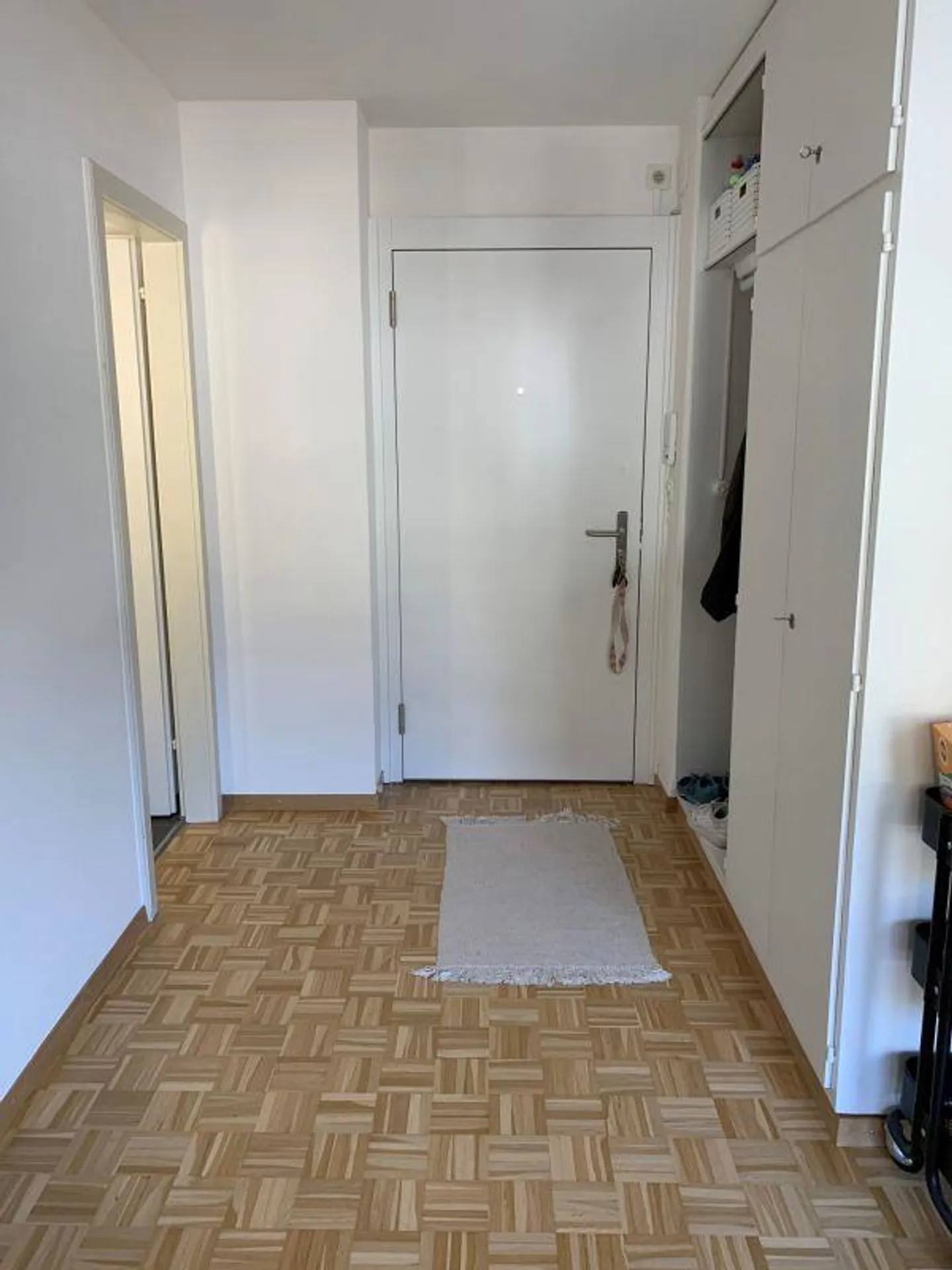 Cozy single apartment in a popular residential area - Photo 5 of 11