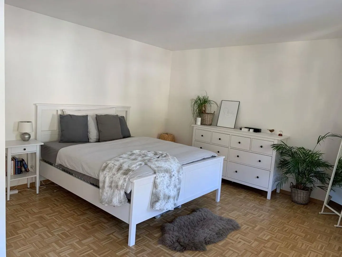 Cozy single apartment in a popular residential area - Photo 2 of 11