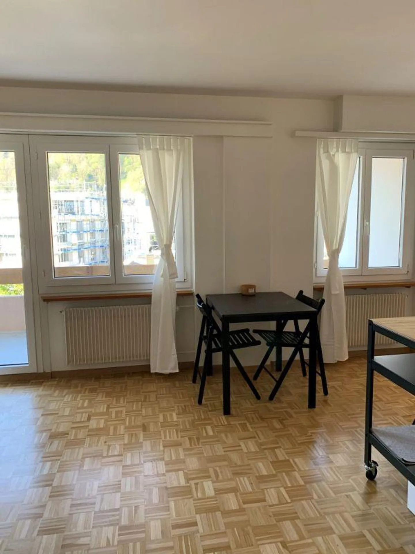 Cozy single apartment in a popular residential area - Photo 3 of 11