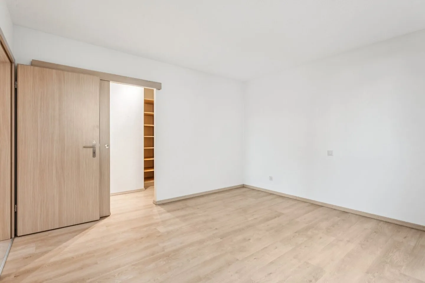 L'eleganza di un appartamento con terrazza progettato per durare - Foto 8 di 13