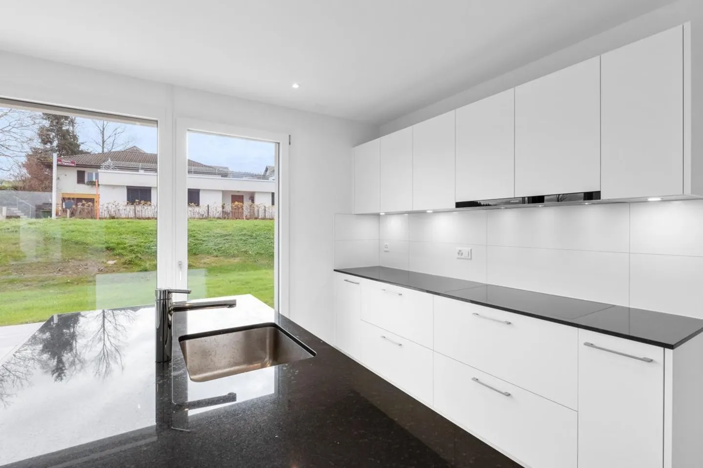 NOUVELLE PROMOTION - VOTRE FUTURE VILLA CONTEMPORAINE VOUS ATTEND ! - Photo 11 sur 13