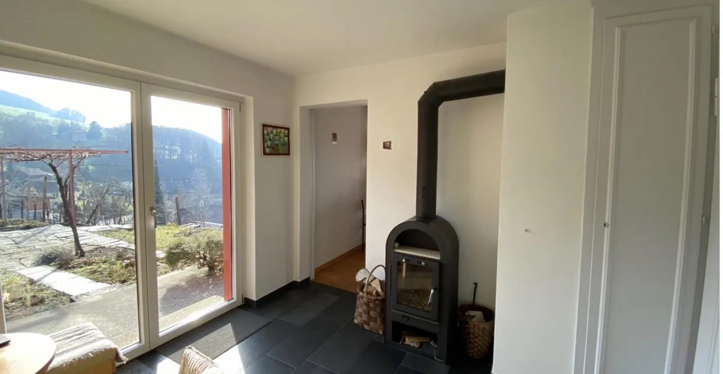 Casa con atmosfera mediterranea - Foto 4 di 7