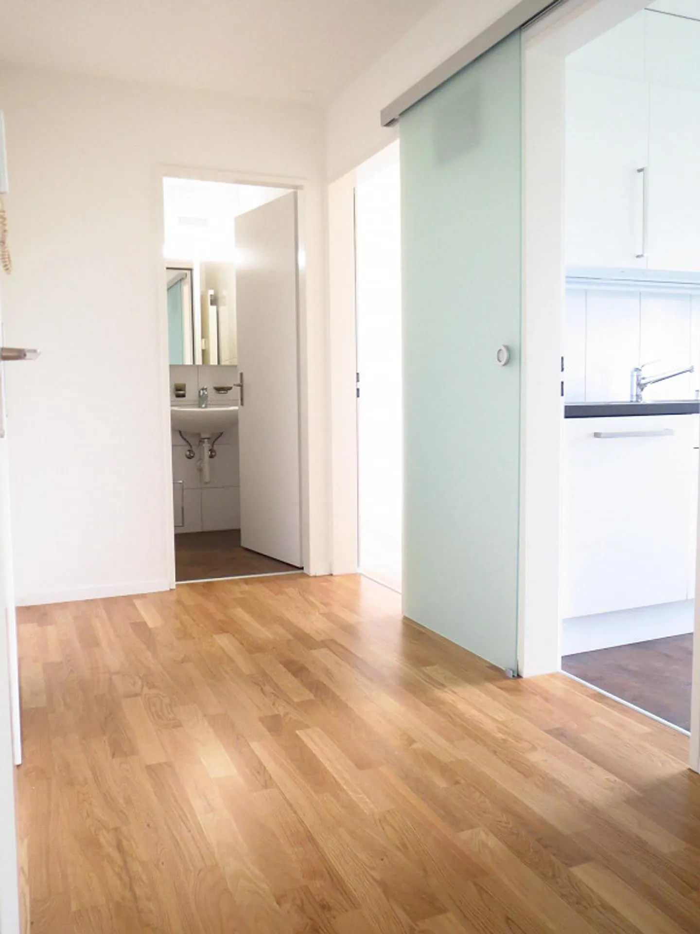 Appartement avec patio - Photo 3 sur 10