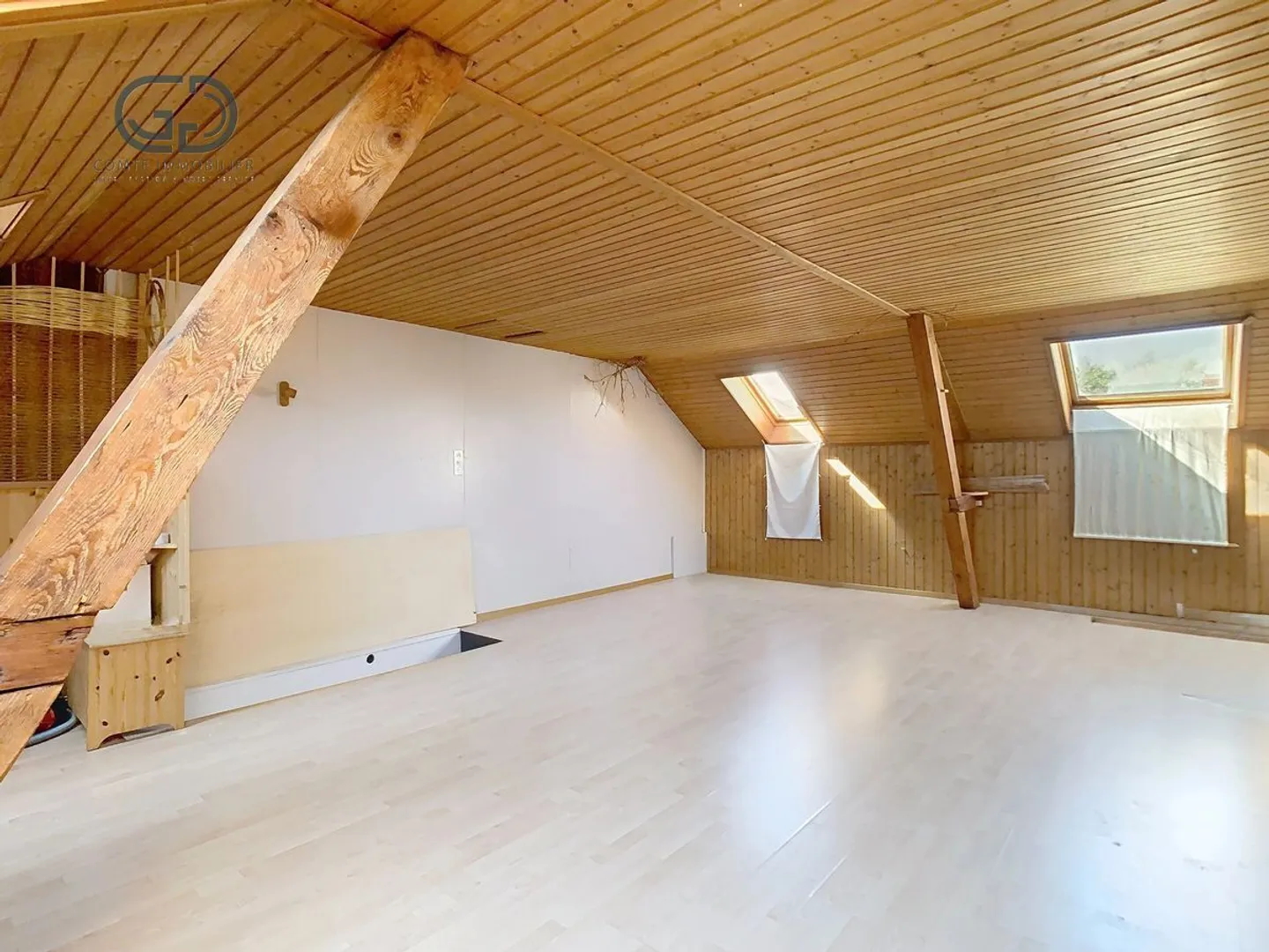 Casa di villaggio da ristrutturare nel centro di Bassecourt - Foto 6 di 13