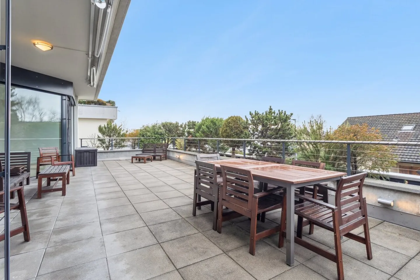 L'eleganza di un appartamento con terrazza progettato per durare - Foto 12 di 13