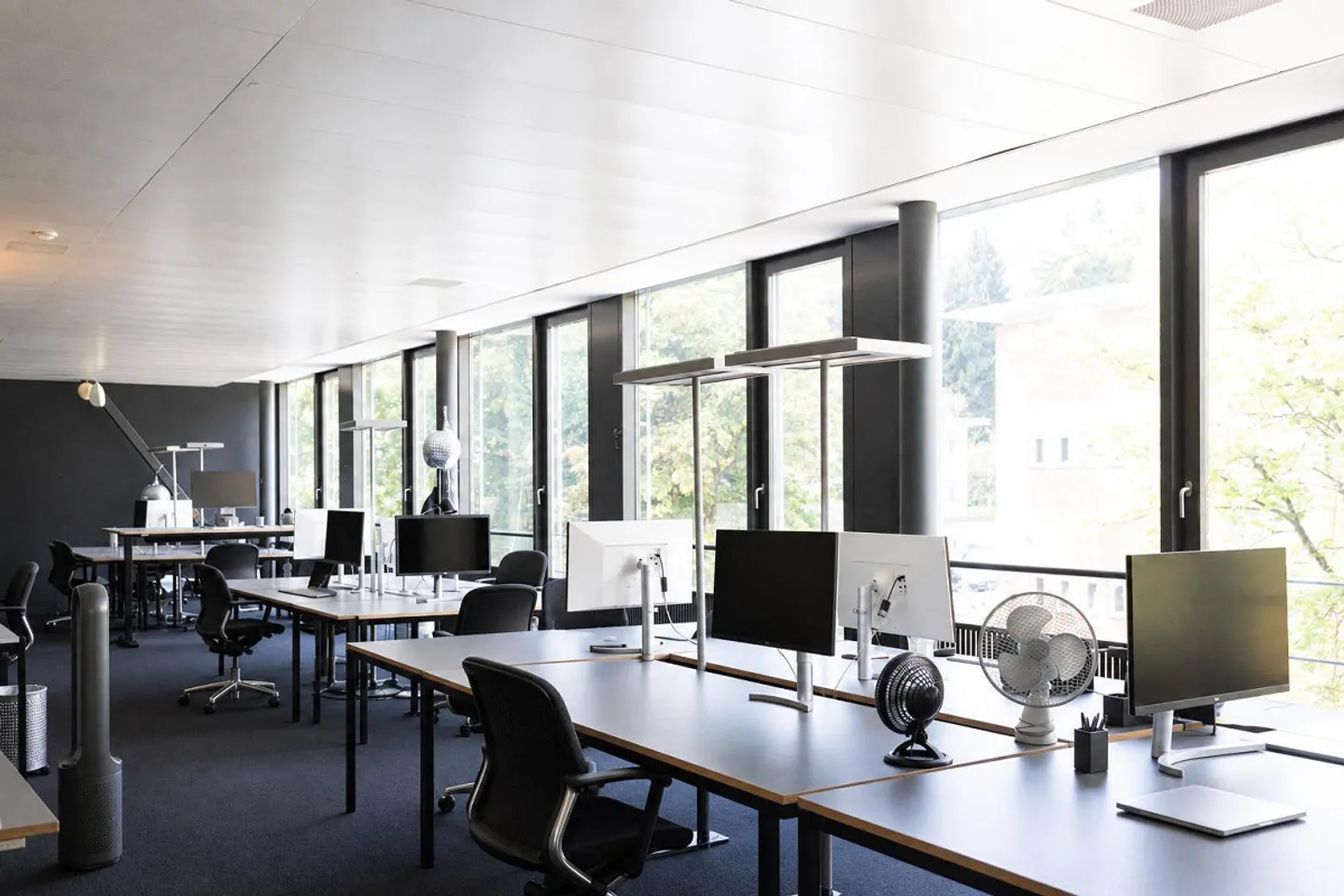Modernes Büro in Zürich - Foto 3 von 8