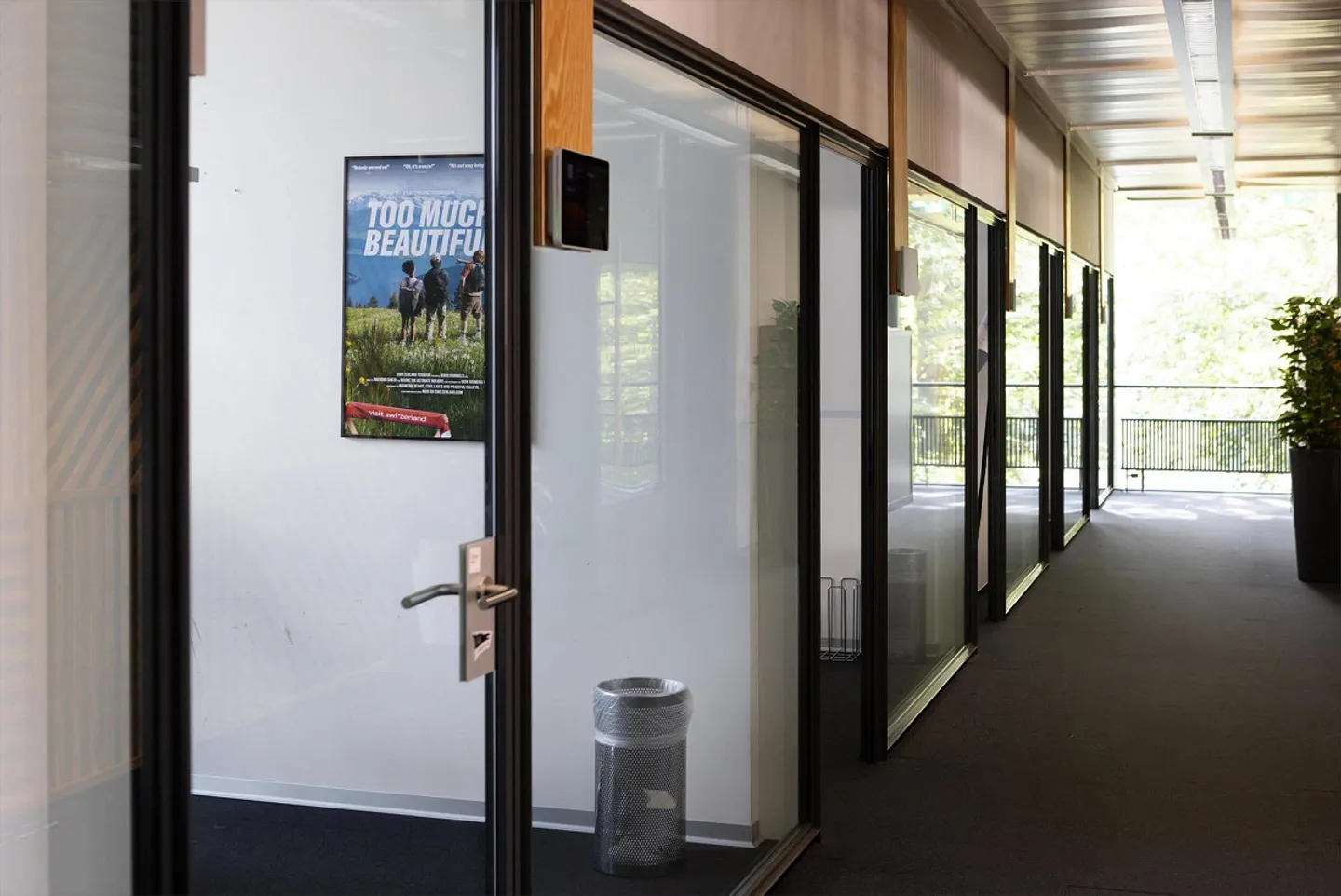 Modernes Büro in Zürich - Foto 6 von 8