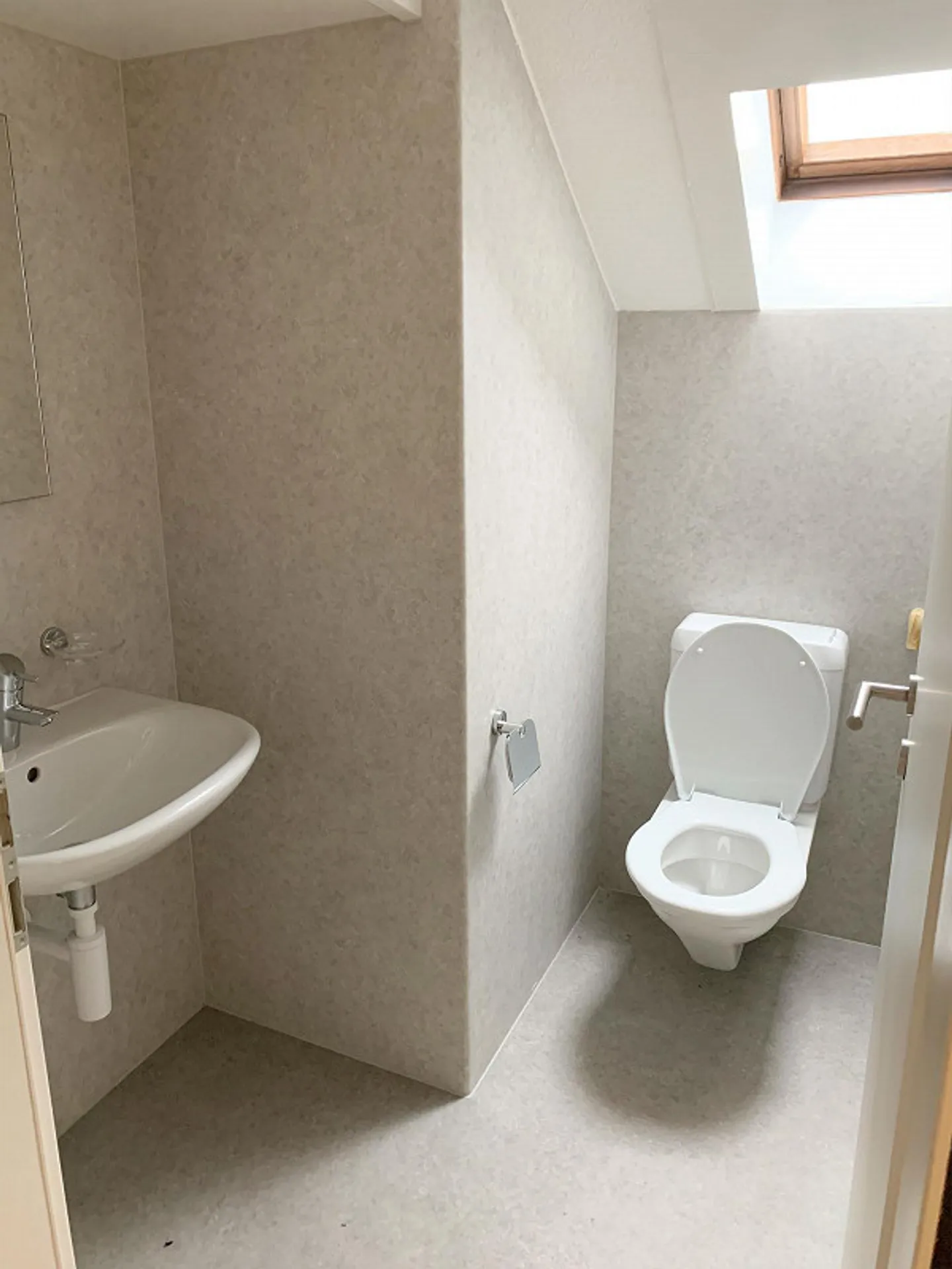 Moderne Dachgeschosswohnung in Amriswil - Foto 5 von 9