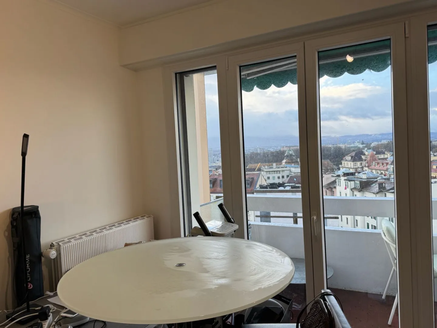 Magnificent 1.5 room renovated apartment with balcony in St-Jean, Geneva - Photo 5 of 8