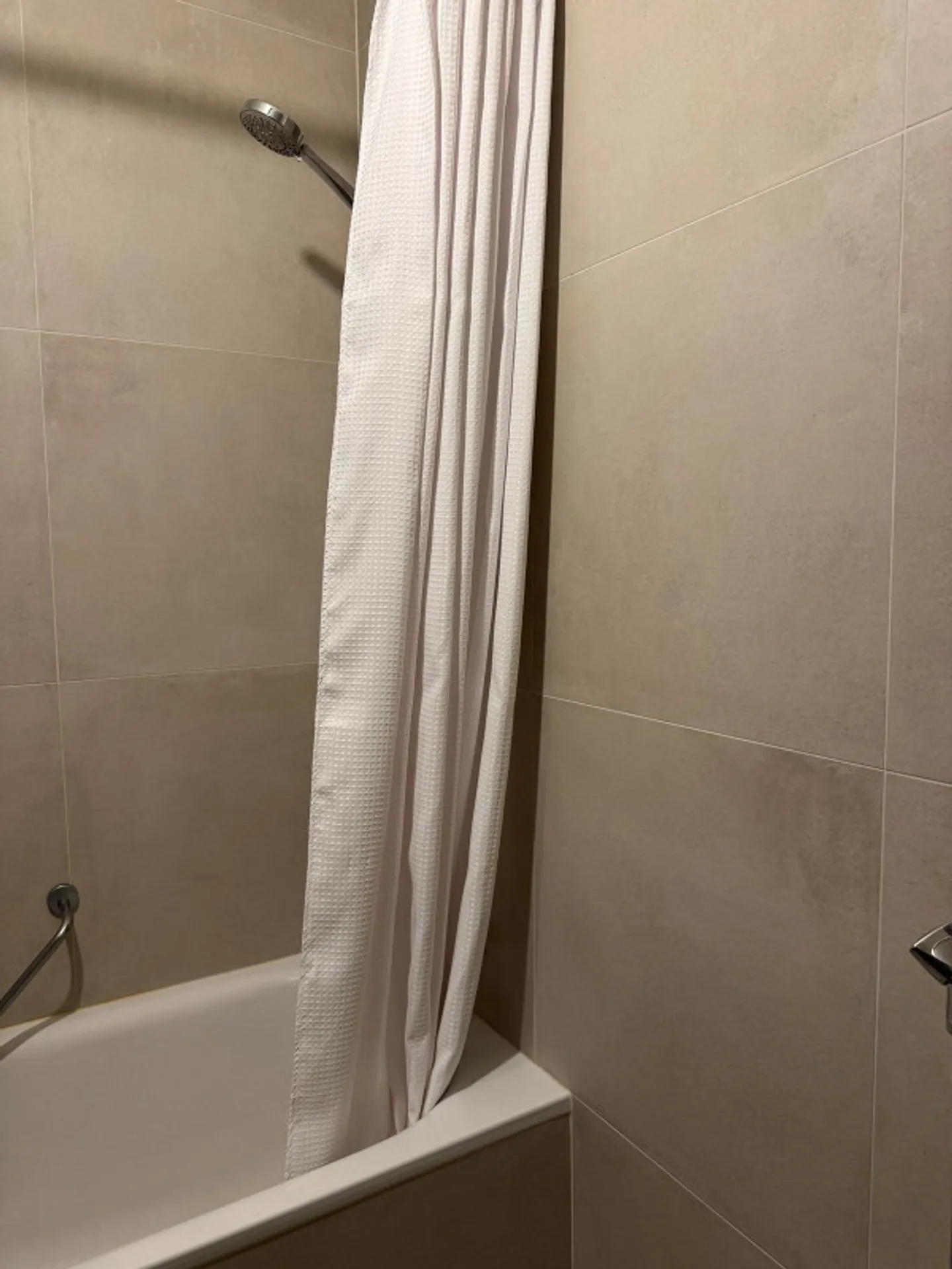 Magnificent 1.5 room renovated apartment with balcony in St-Jean, Geneva - Photo 6 of 8