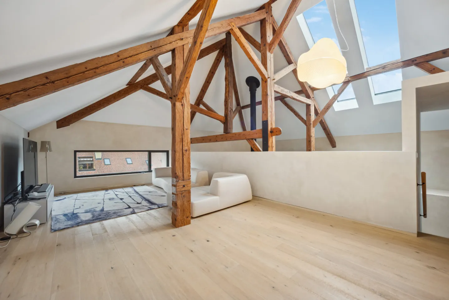 Villa moderna mozzafiato con piscina e studio - Foto 18 di 20