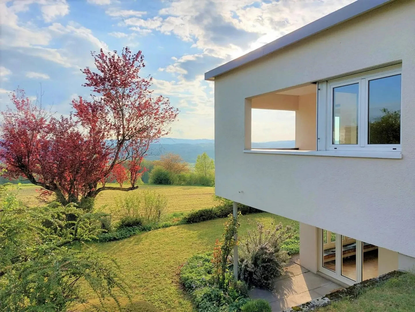 Casa unifamiliare con giardino e vista vicino a Zurigo. - Foto 2 di 3
