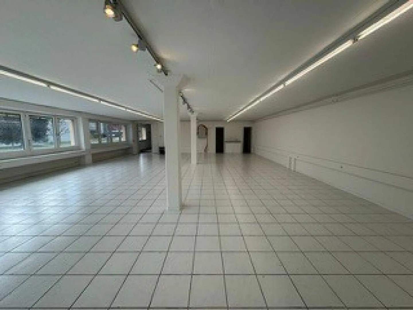 Espace Commercial - Photo 4 sur 9