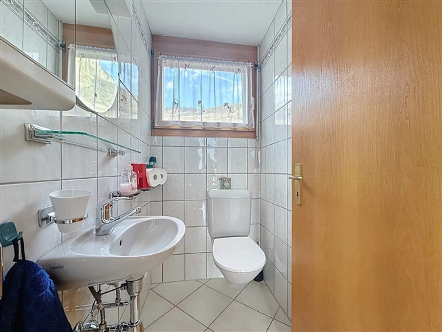 Charmantes Doppelhaus - Foto 8 von 17