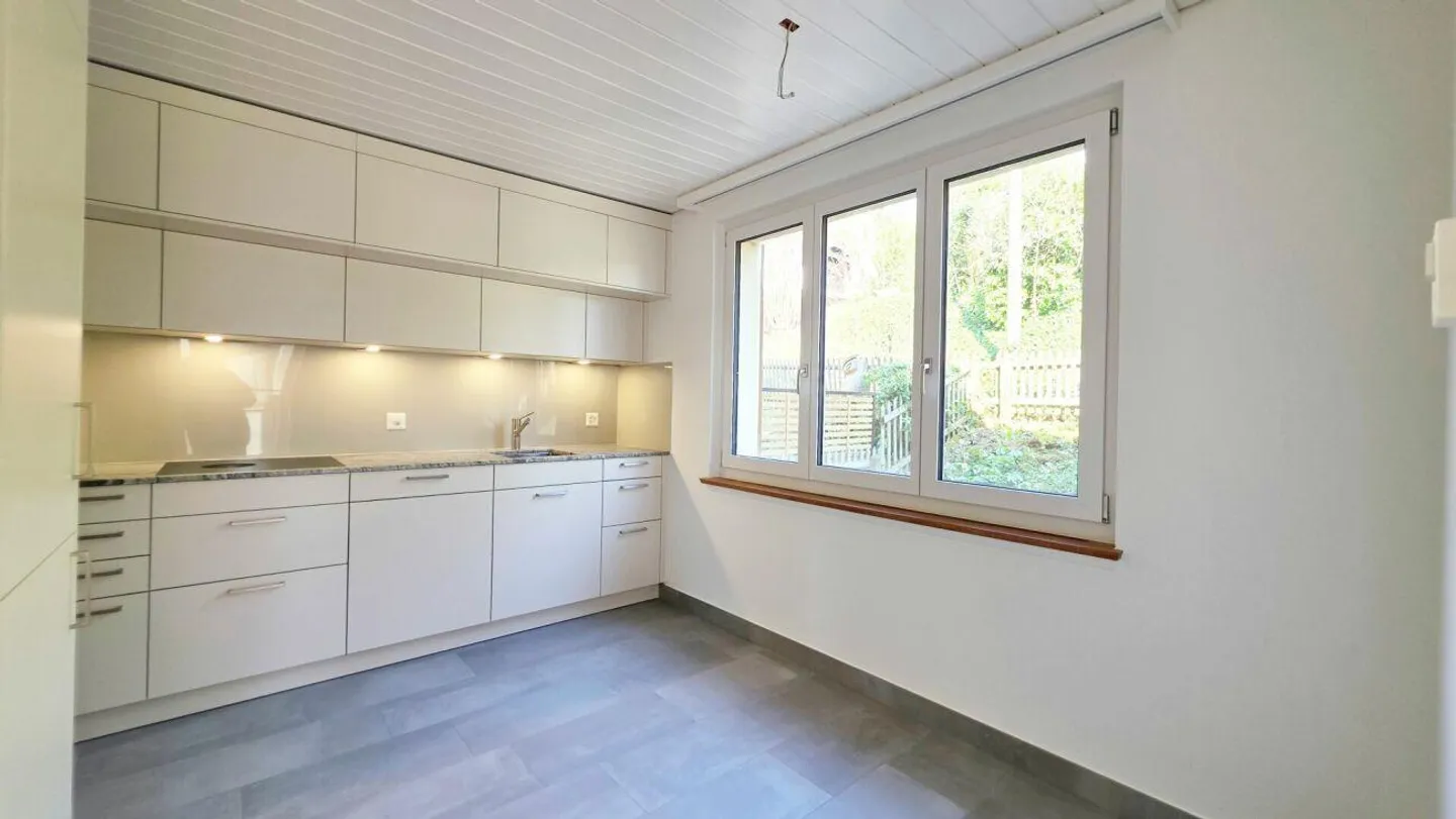 Opportunité unique - Maison individuelle rénovée avec style dans un emplacement privilégié - Photo 5 sur 20