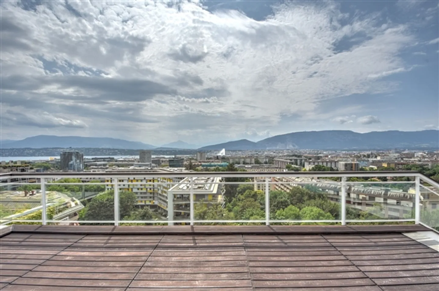 Offices for rent near the United Nations - Ground floor - 147 m² - Photo 3 of 3