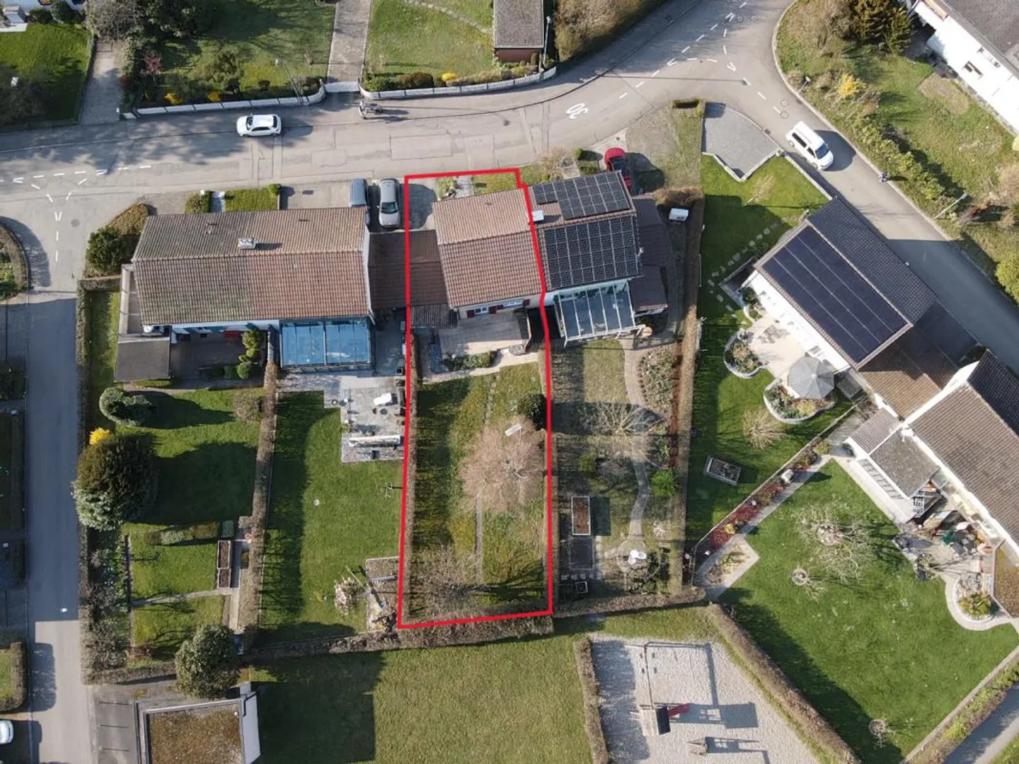 Charming semi-detached house with spacious garden - Photo 5 of 23