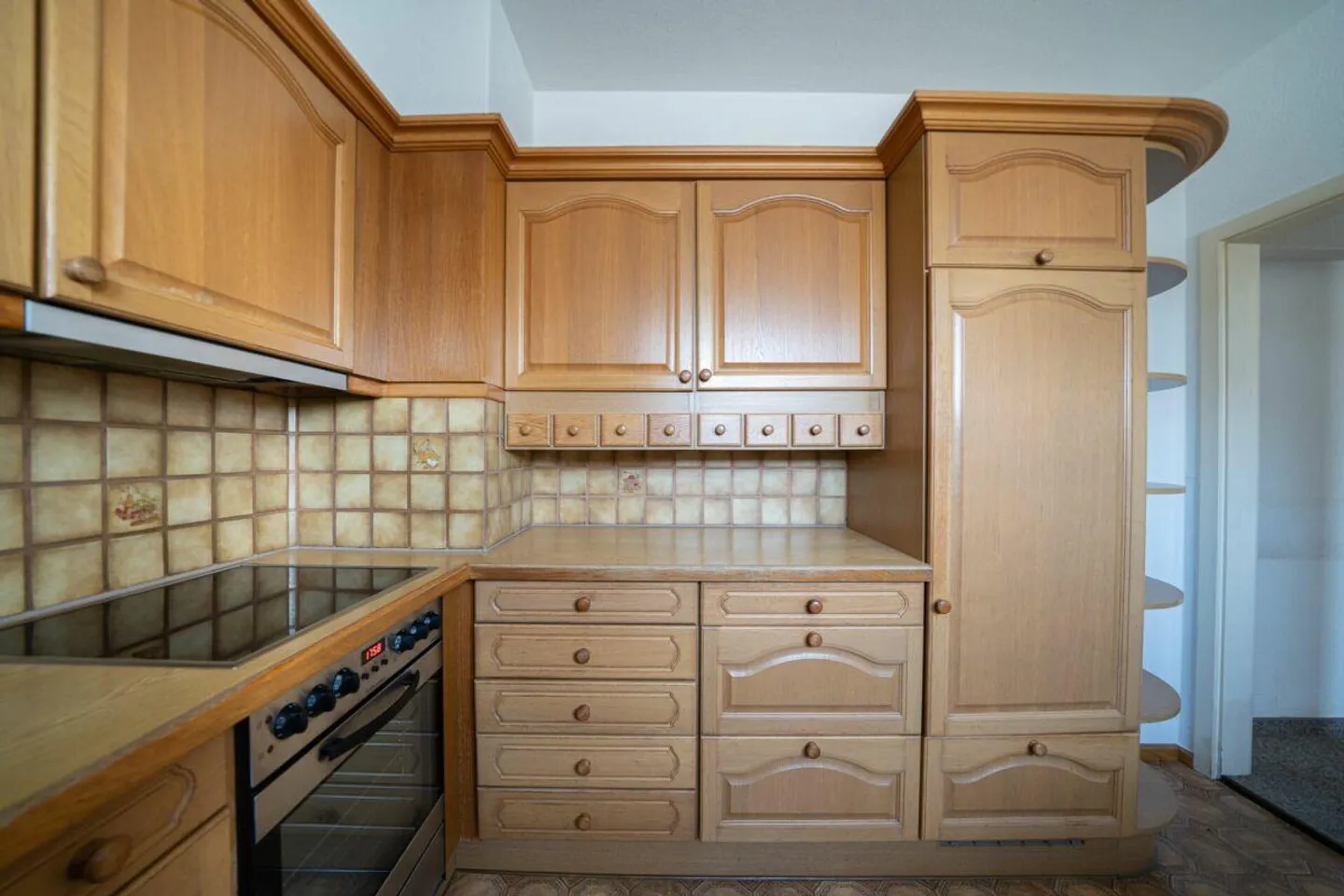 Charming semi-detached house with spacious garden - Photo 10 of 23