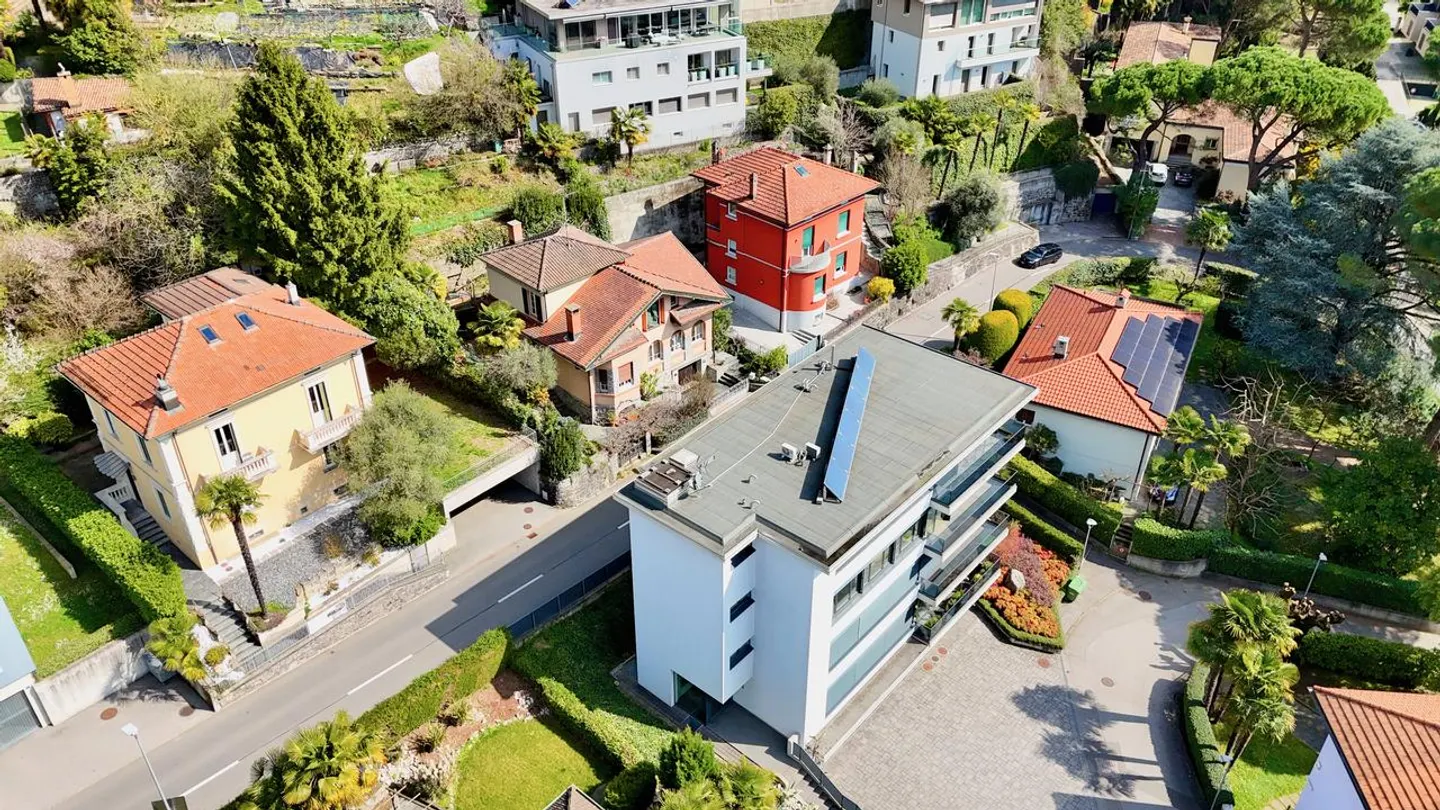 Modern and Bright Apartment with Panoramic Terrace in Vacallo - Photo 17 of 18
