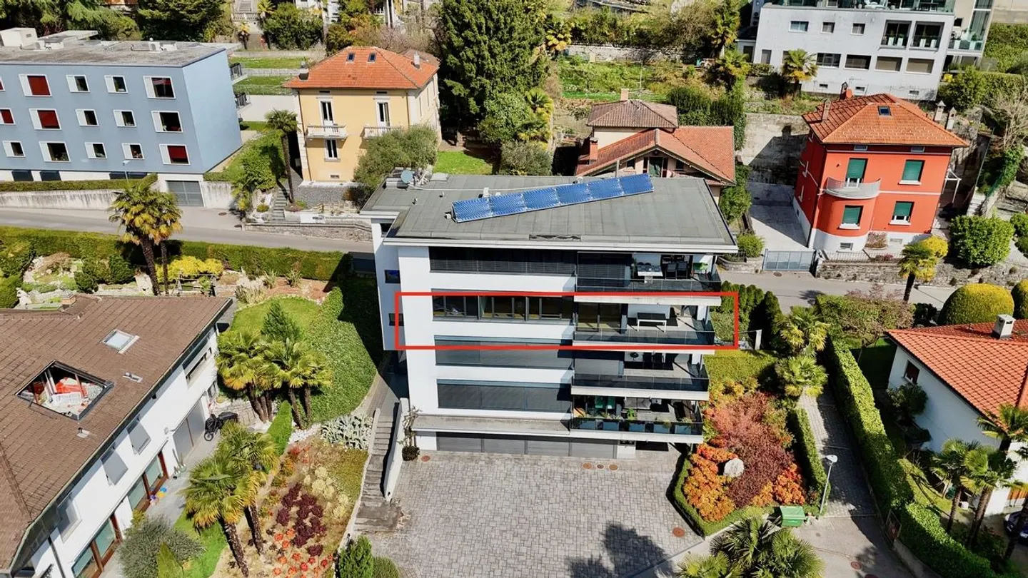 Modern and Bright Apartment with Panoramic Terrace in Vacallo - Photo 16 of 18