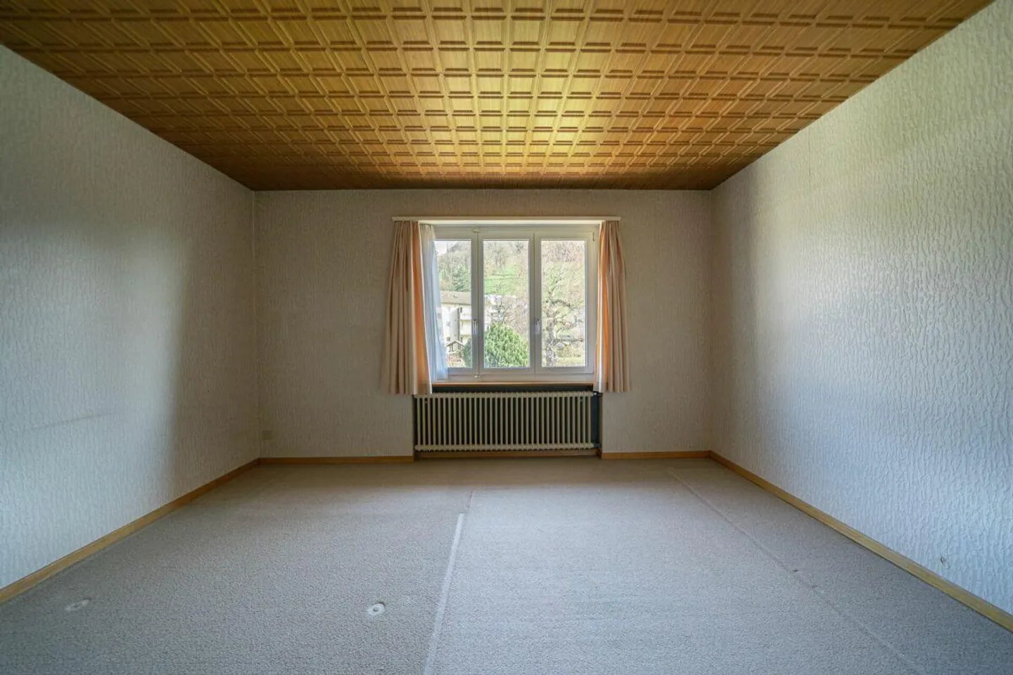 Charming semi-detached house with spacious garden - Photo 14 of 23