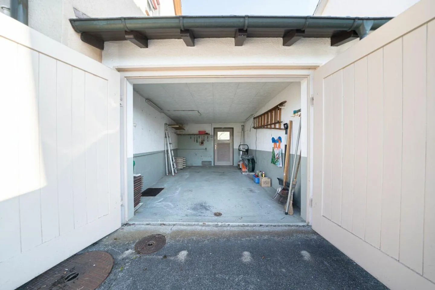 Charming semi-detached house with spacious garden - Photo 23 of 23