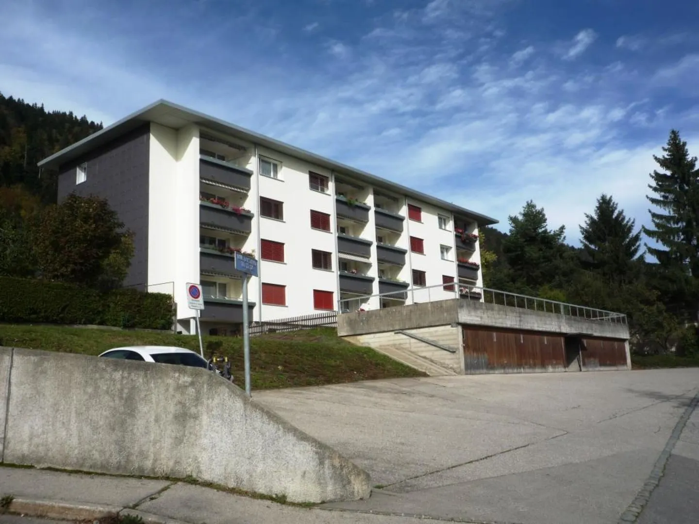 4 room apartment completely renovated - Photo 9 of 11