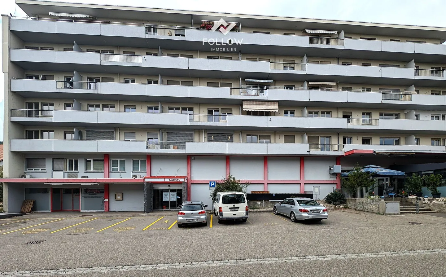 Versatile commercial space in the center of Lengnau - with flexible room concept - Photo 4 of 24