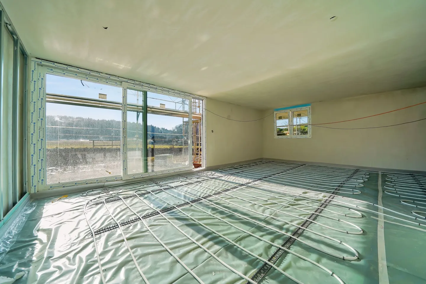 IN GOLATEN (BE) - Like in a Single-Family Home - Duplex Garden Apartment with a View - Photo 2 of 13