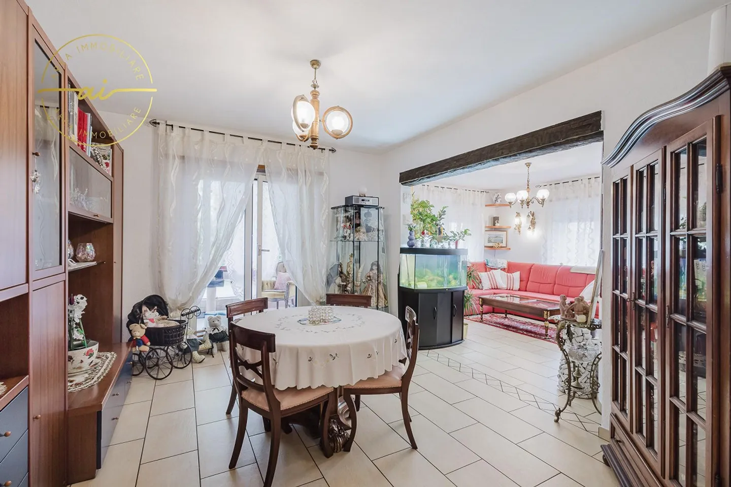 EINFAMILIENHAUS MIT GARTEN UND SCHWIMMBAD - Foto 6 von 13