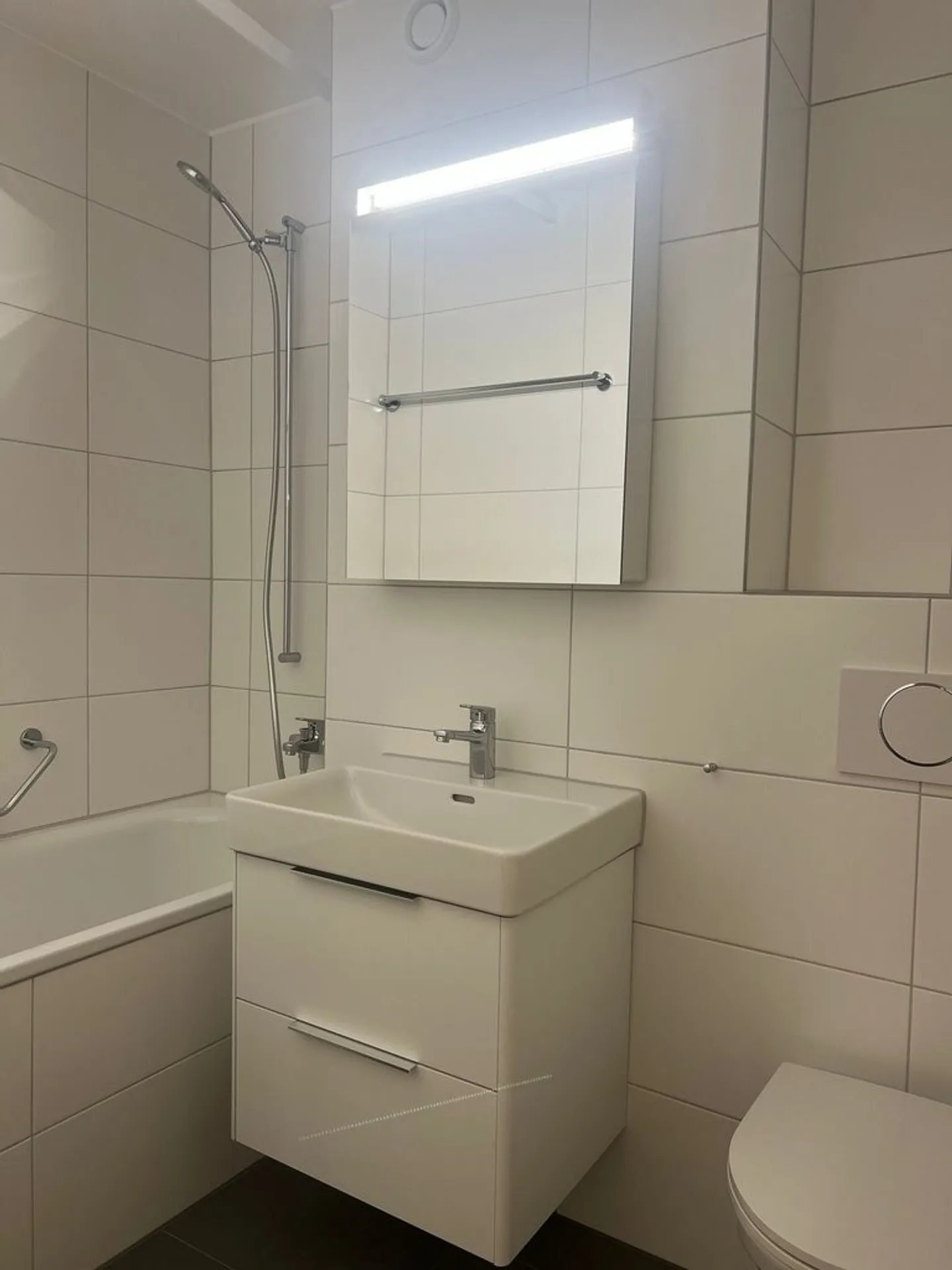 Appartamento ristrutturato in posizione centrale - Foto 4 di 7