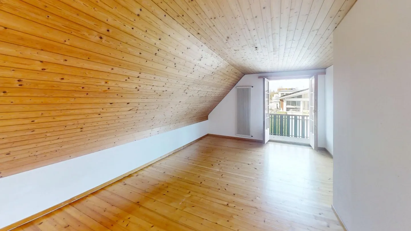 7.5-Room Country House with Garden in Tägerwilen - Photo 8 of 18