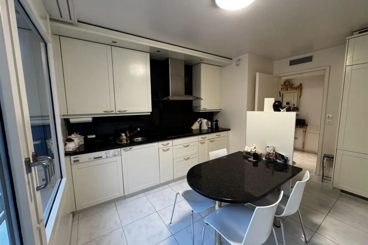 Appartement meublé 4 pièces - Photo 3 sur 7