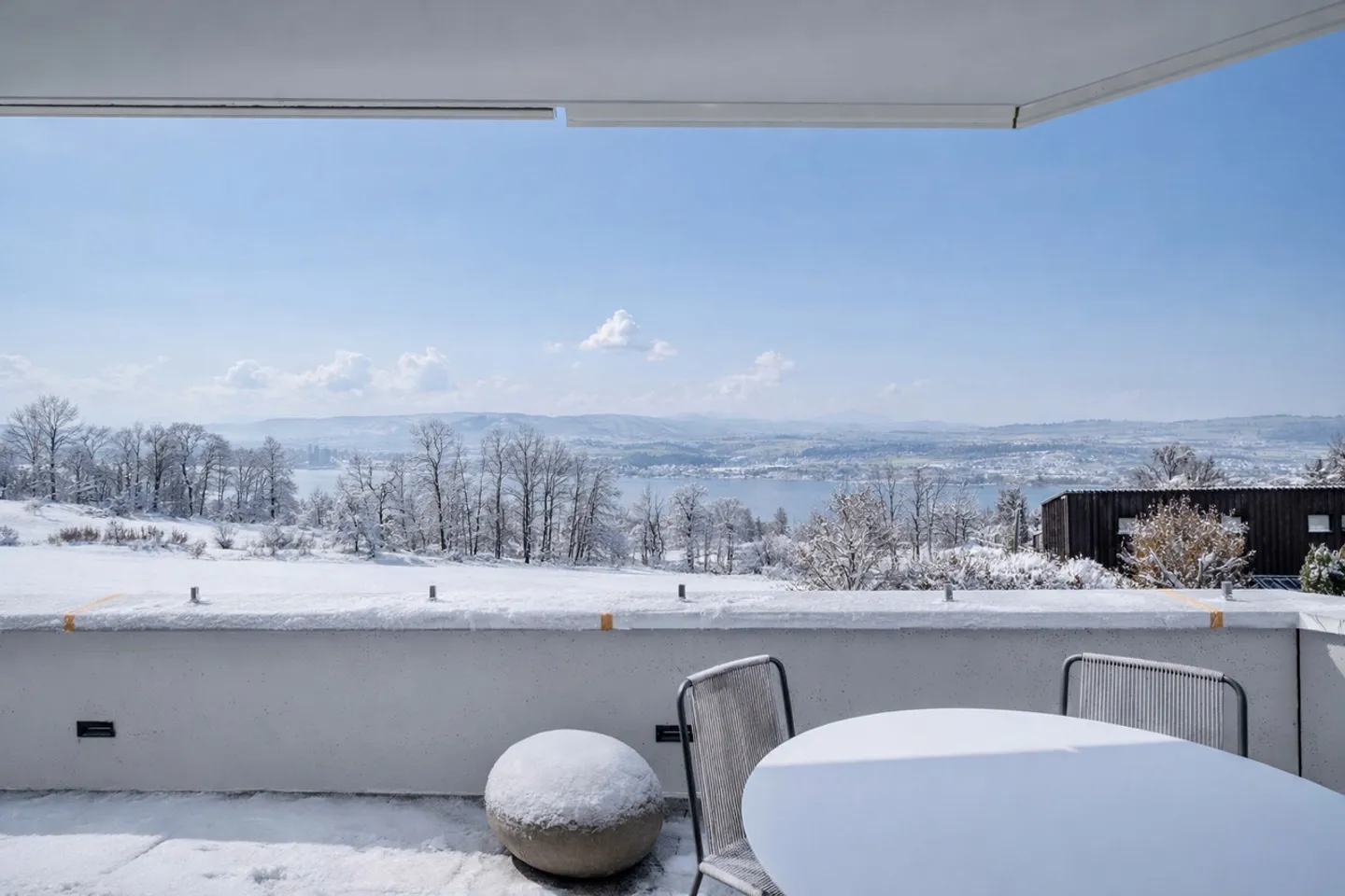 Vivre du côté ensoleillé du lac de Zurich - Photo 3 sur 12