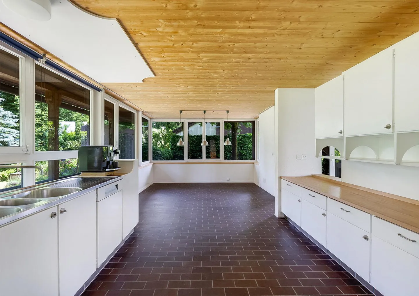 Country House Idyl with Plenty of Space and a Beautiful Garden - Photo 3 of 4