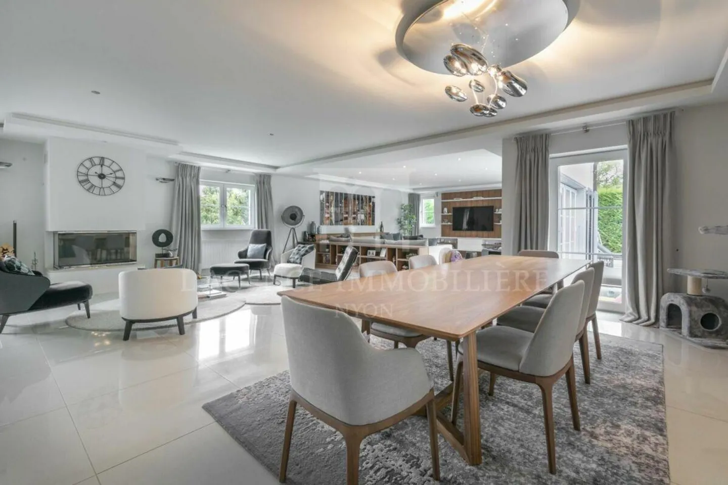 Villa de Luxe avec Piscine - Photo 2 sur 6