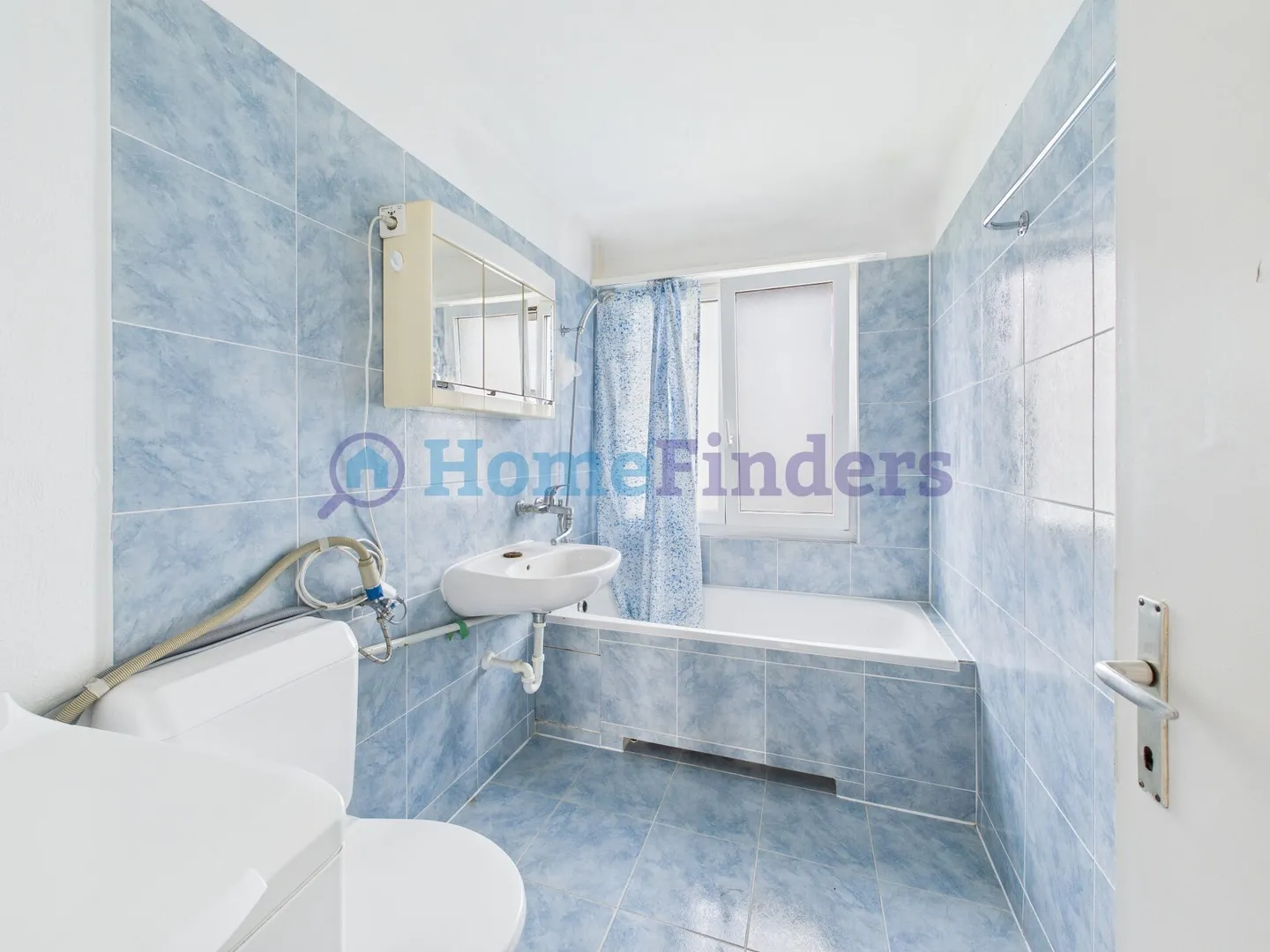 TWO CHARMING APARTMENTS IN THE BEST LOCATION OF STACHEN - ATTRACTIVE FOR INVESTORS, POSSIBLE RETURN 4.2% - Photo 9 of 11