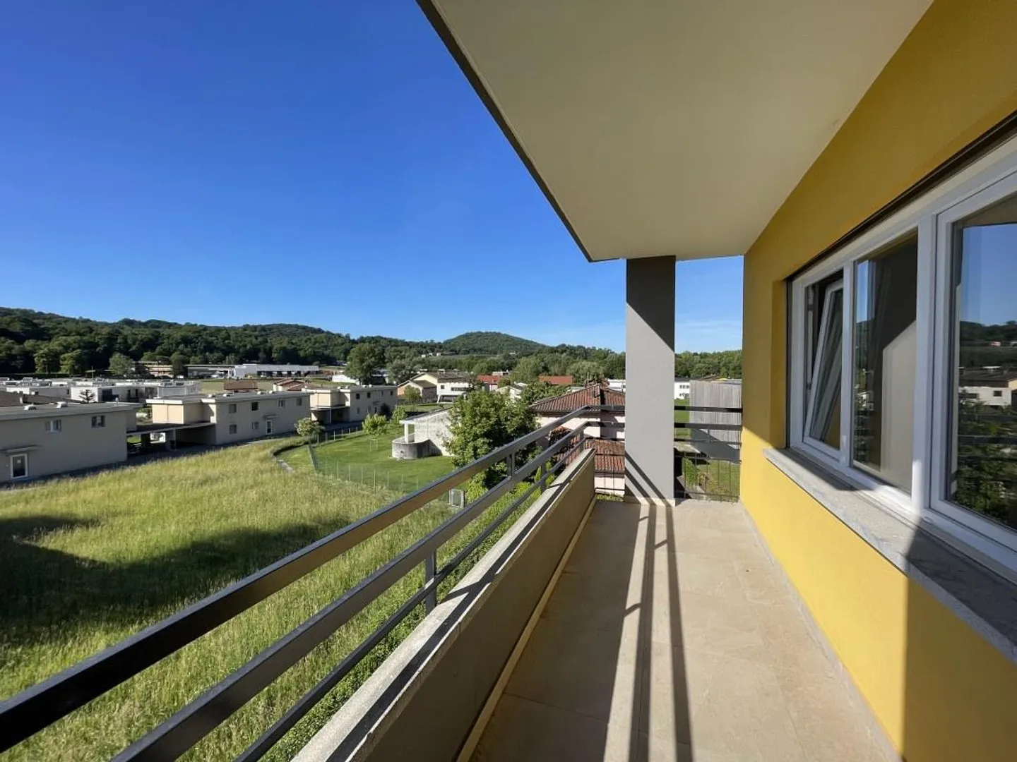 Appartamento spazioso con terrazza - Foto 1 di 13