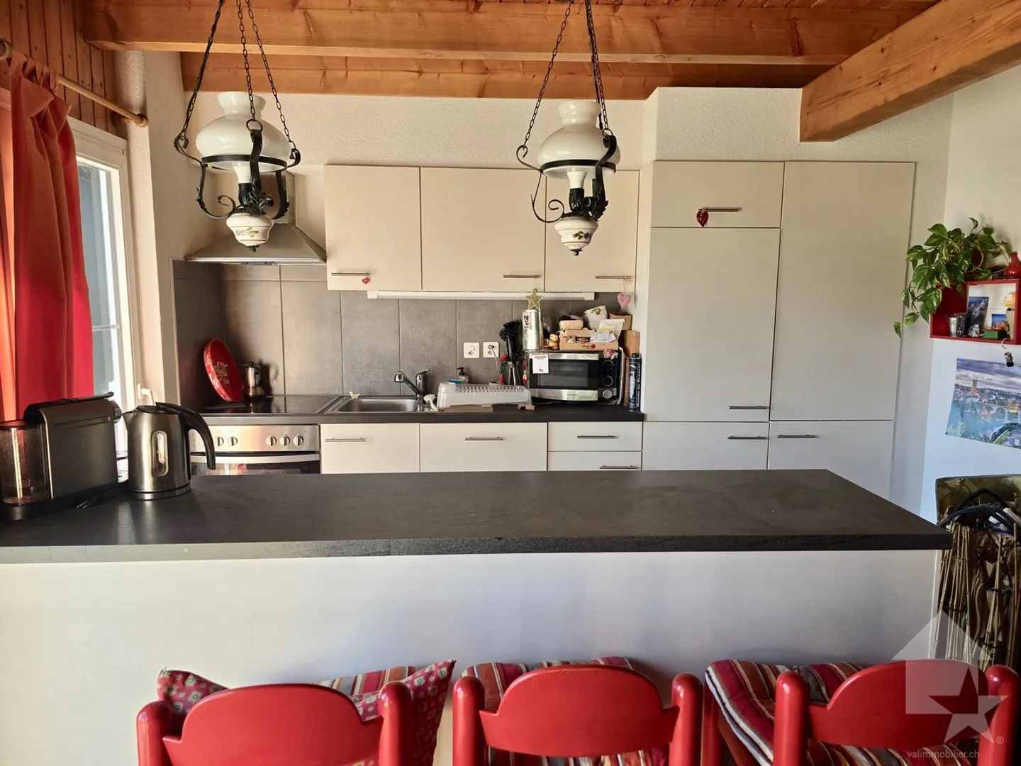 «Chalet de 5,5 pièces de 140 m2 sur les hauts de Savièse» - Photo 2 sur 30