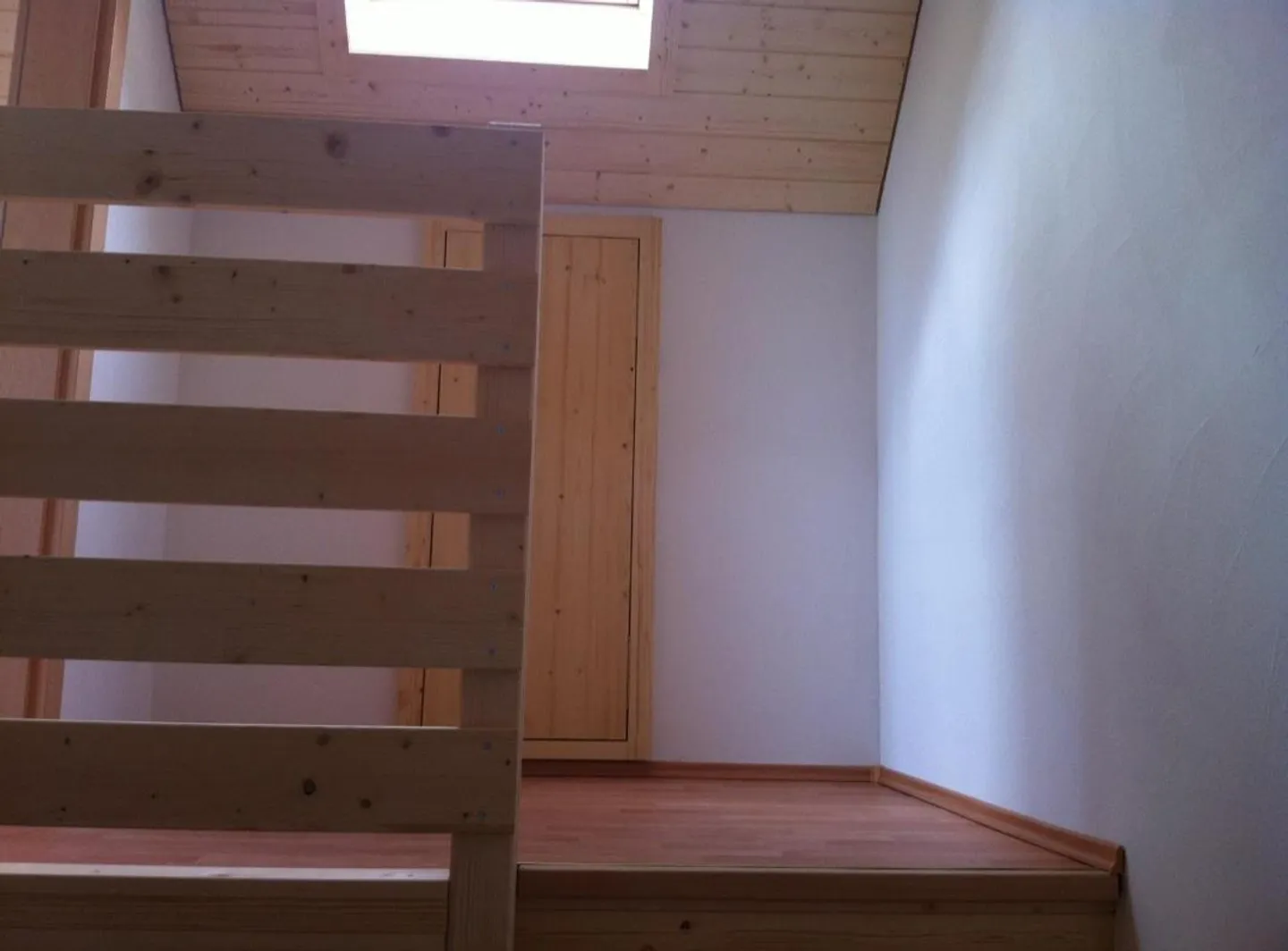 Spacious, Modern Corner Single-Family House - Photo 5 of 9